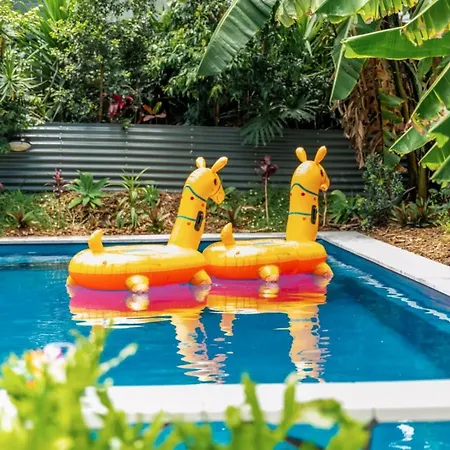 Oxley Mineral Pool & Private Home Suburbanstay Brisbane Exterior photo
