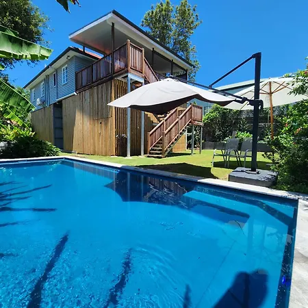 Oxley Mineral Pool & Private Home Suburbanstay Brisbane Exterior photo